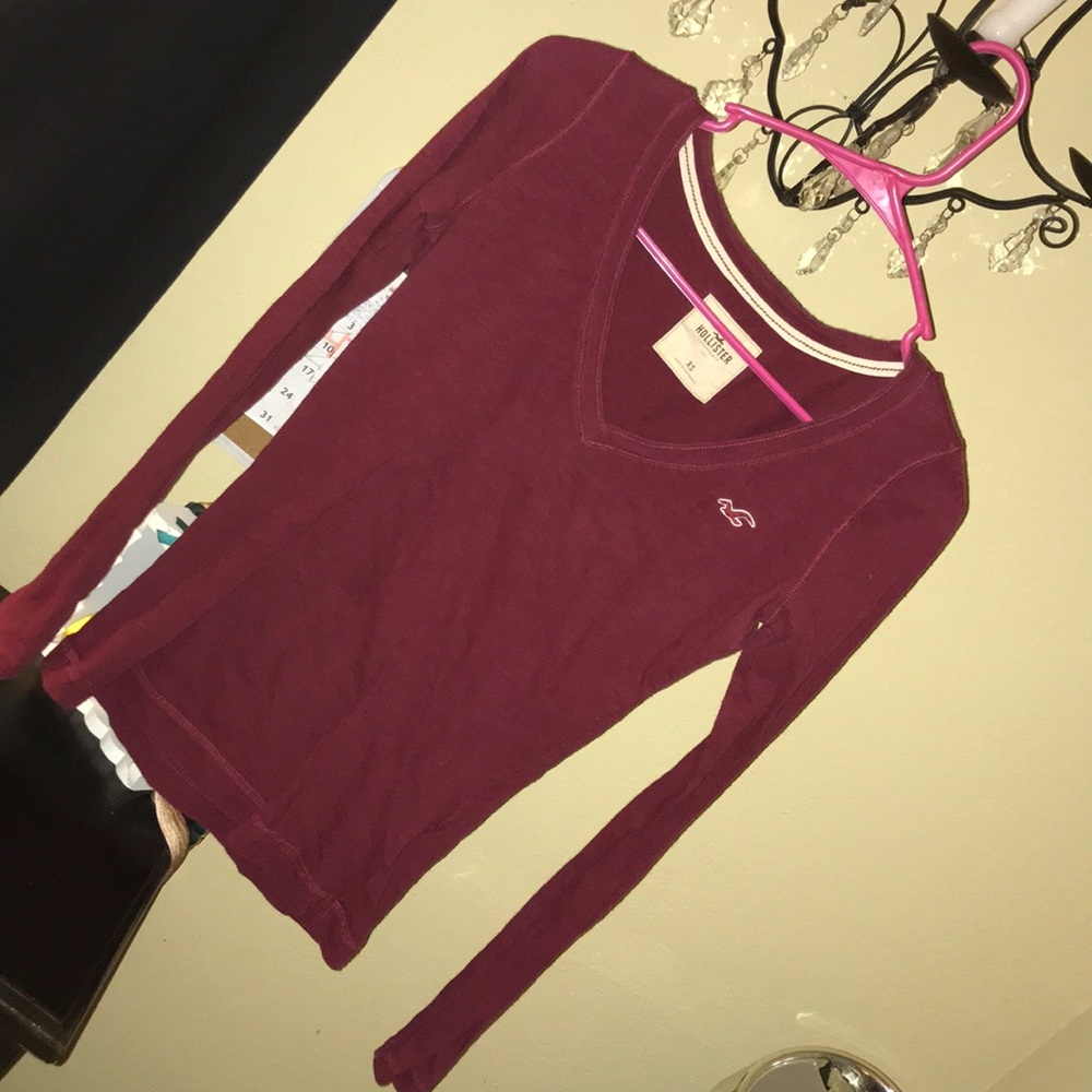 Hollister Long Sleeve - Picture 1 of 2